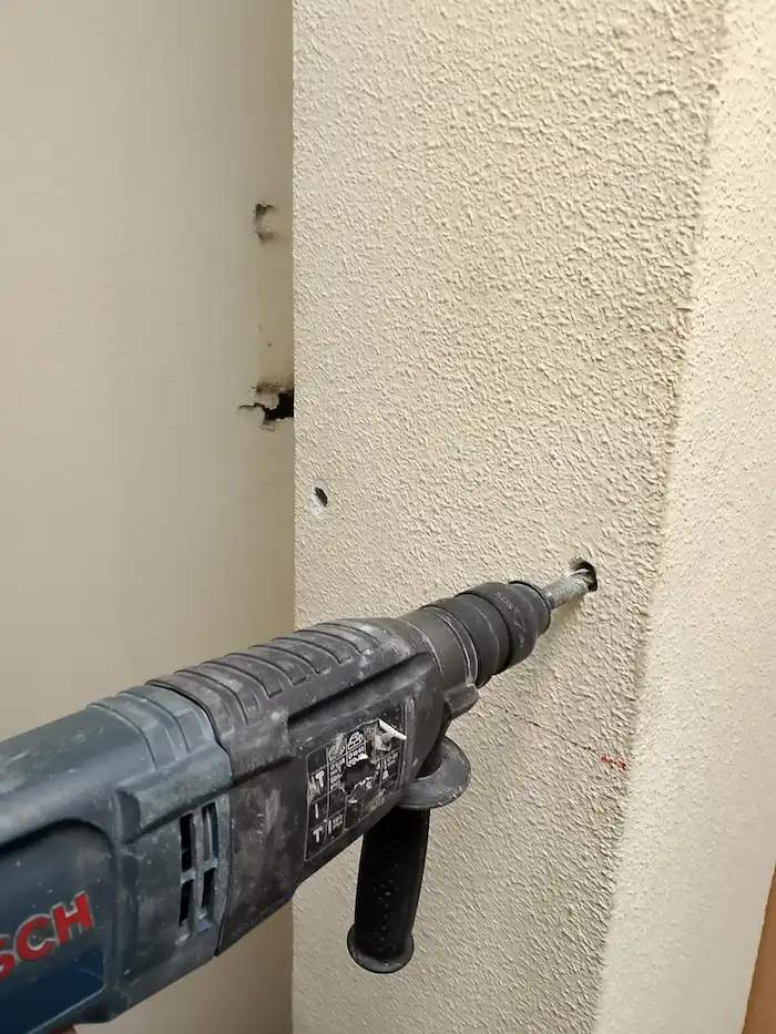 Herramienta taladro para anclar caja fuerte