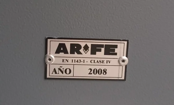 Ficha de homologación en grado IV por la norma UNE EN 1143-1.1998 para una caja fuerte de sobreponer