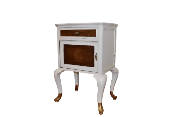 Mesilla decorativa estilo vintage con caja fuerte integrada en el interior